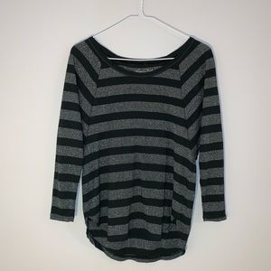 Long-Sleeved American Eagle Stripe Top ✰